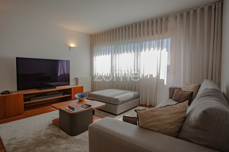 Apartamento T1 para Arrendamento em São Mamede de Infesta e Senhora da Hora Foto 5