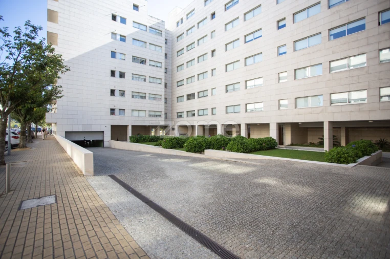 Apartamento T1 para Arrendamento em São Mamede de Infesta e Senhora da Hora Foto 22