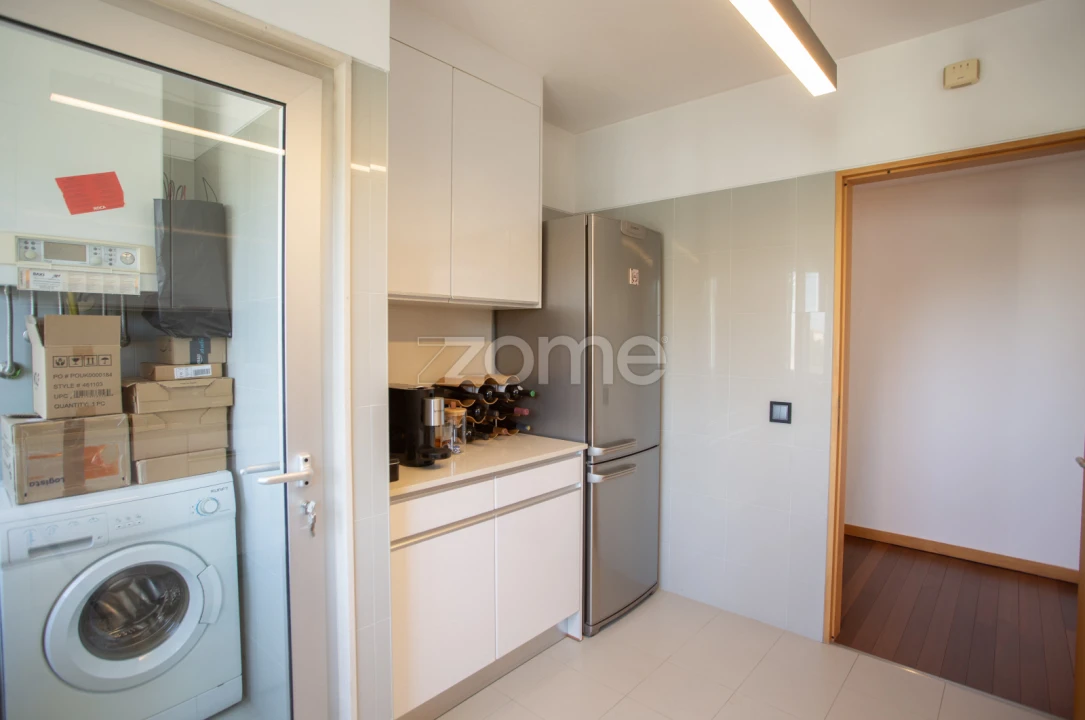 Apartamento T1 para Arrendamento em São Mamede de Infesta e Senhora da Hora Foto 12