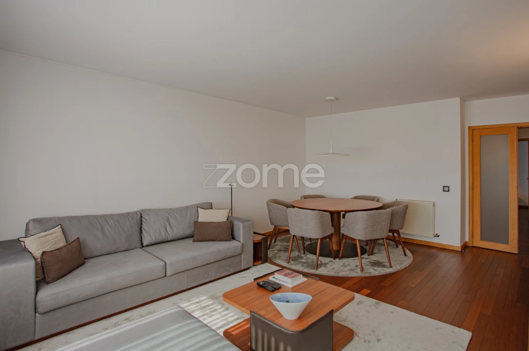 Apartamento T1 para Arrendamento em São Mamede de Infesta e Senhora da Hora Foto 6