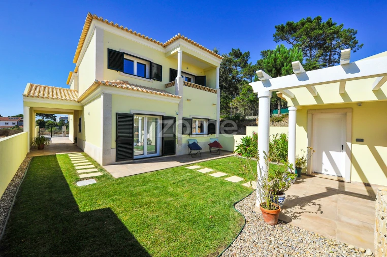 Moradia T5 para Venda em Ericeira Foto 3