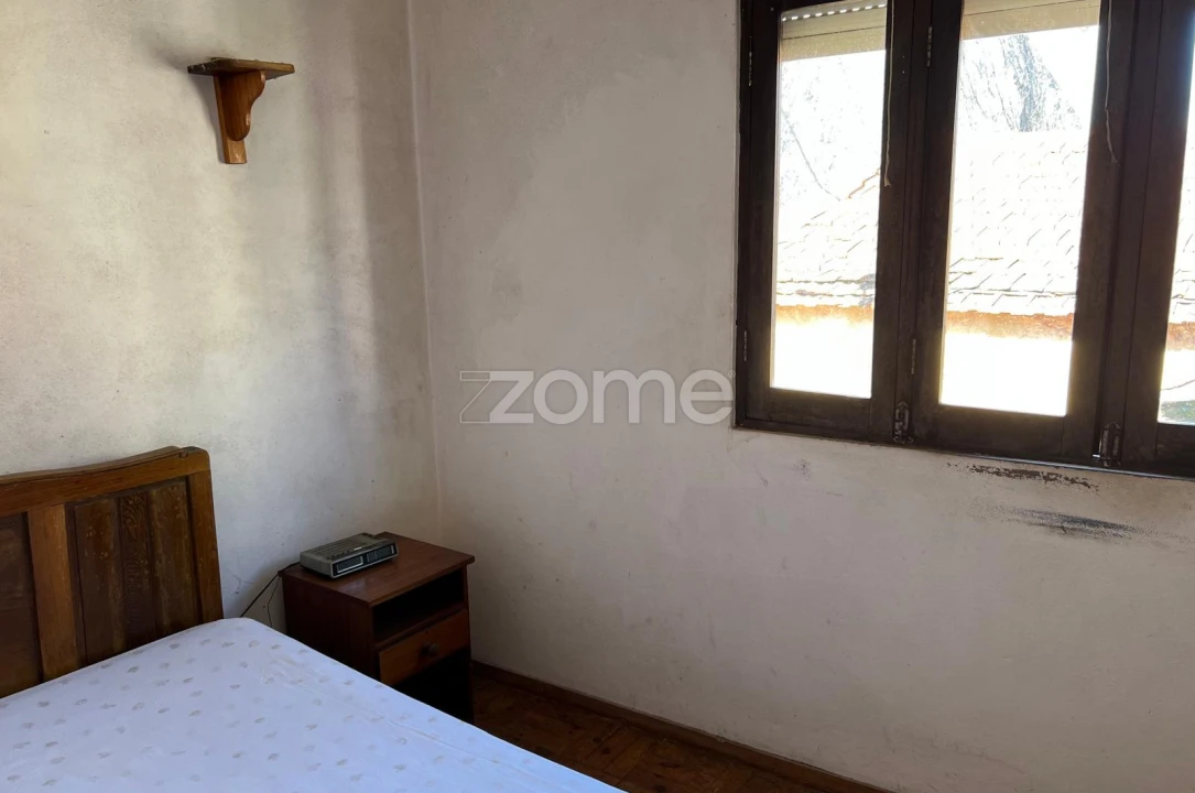 Moradia T3 para Venda em Tamengos, Aguim e Óis do Bairro Foto 8