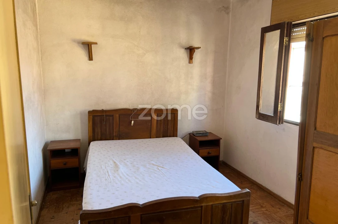 Moradia T3 para Venda em Tamengos, Aguim e Óis do Bairro Foto 9