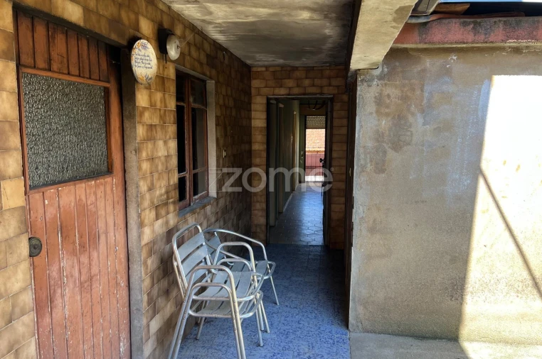 Moradia T3 para Venda em Tamengos, Aguim e Óis do Bairro Foto 5