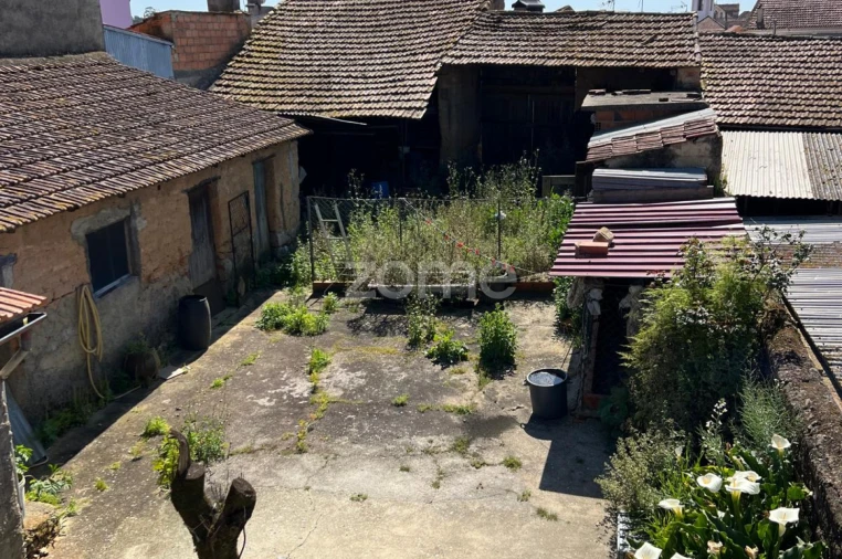 Moradia T3 para Venda em Tamengos, Aguim e Óis do Bairro Foto 22