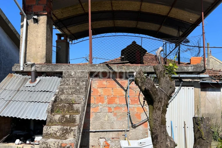 Moradia T3 para Venda em Tamengos, Aguim e Óis do Bairro Foto 25