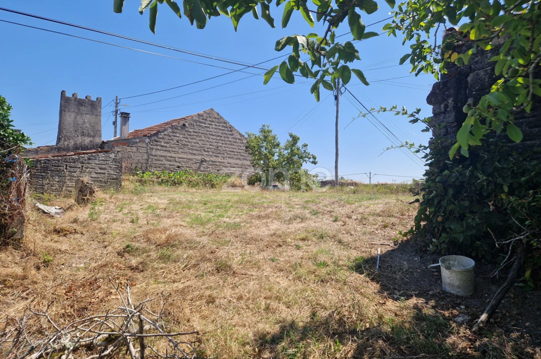 Terreno para Venda em Vinha da Rainha Foto 9