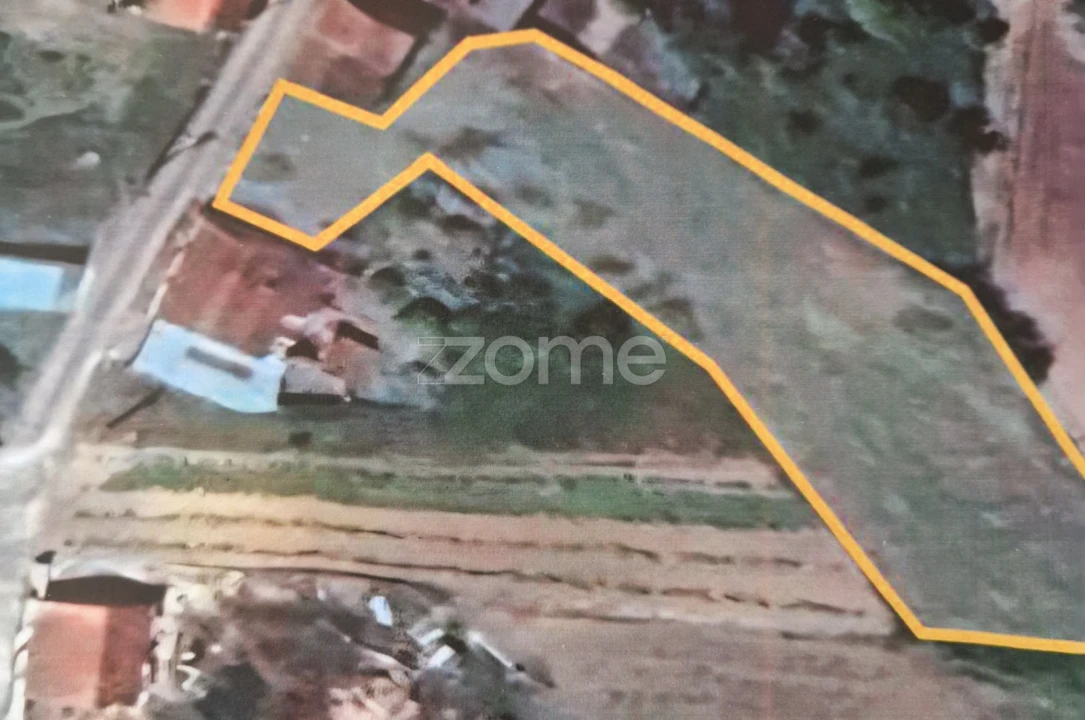 Terreno para Venda em Vinha da Rainha Foto 16