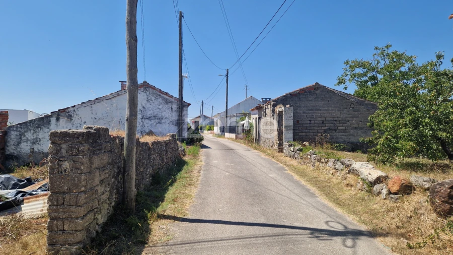 Terreno para Venda em Vinha da Rainha
