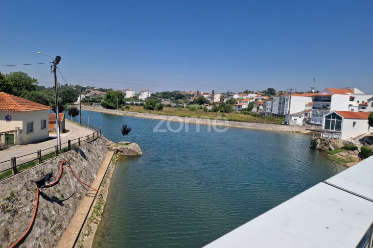 Terreno para Venda em Soure Foto 2