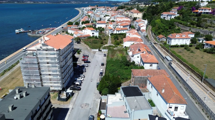 Moradia T4 para Venda em Caminha (Matriz) e Vilarelho Foto 9