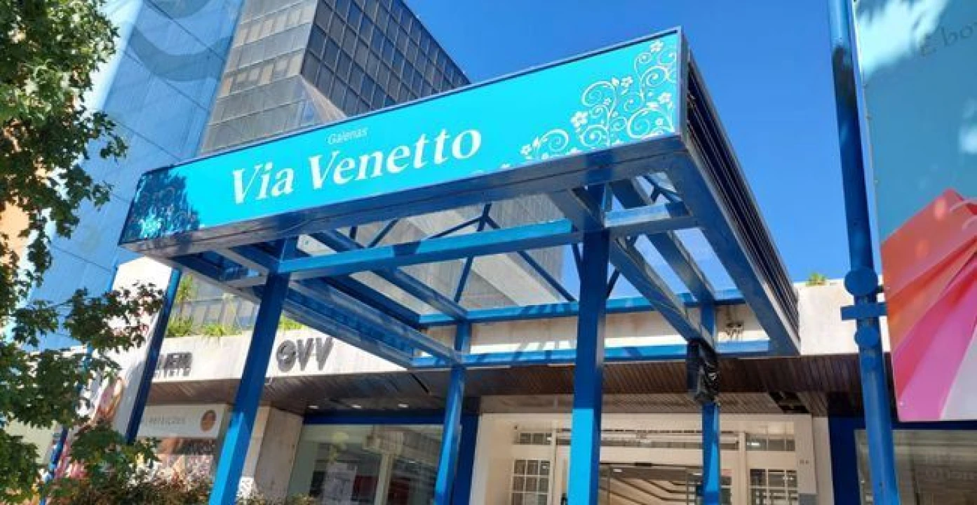 Loja para Venda em Areeiro Foto 13