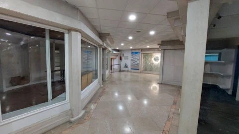 Loja para Venda em Areeiro