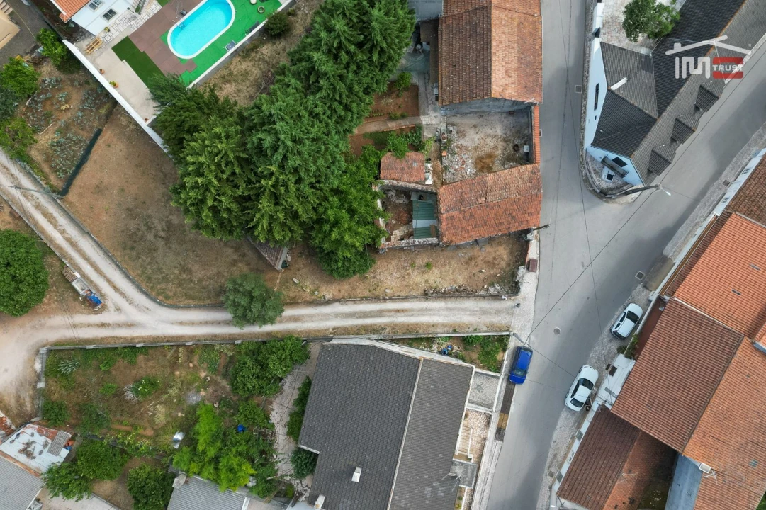 Moradia T0 para Venda em Minde Foto 18