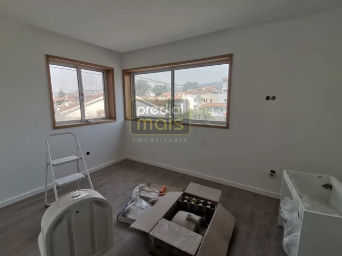 Apartamento T1 para Venda em Selho (São Jorge)