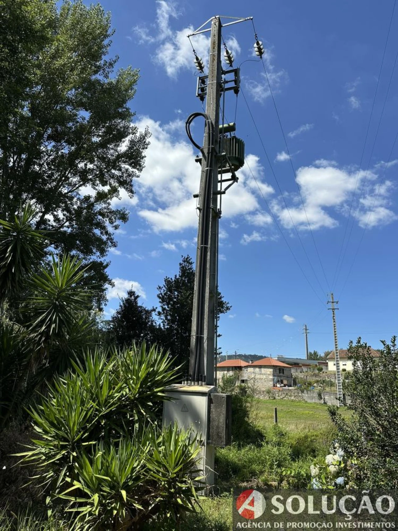 Loja para Venda em Ronfe Foto 7