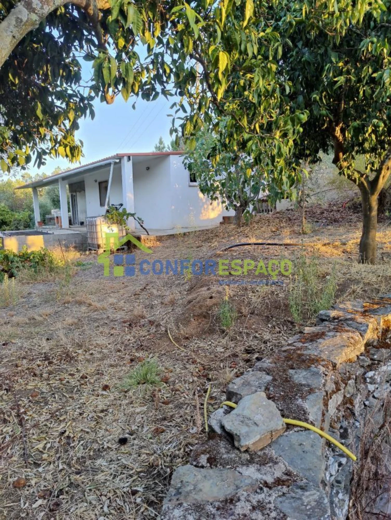 Quinta T2 para Venda em Escalos de Baixo e Mata Foto 1