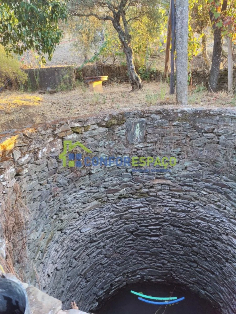 Quinta T2 para Venda em Escalos de Baixo e Mata Foto 12