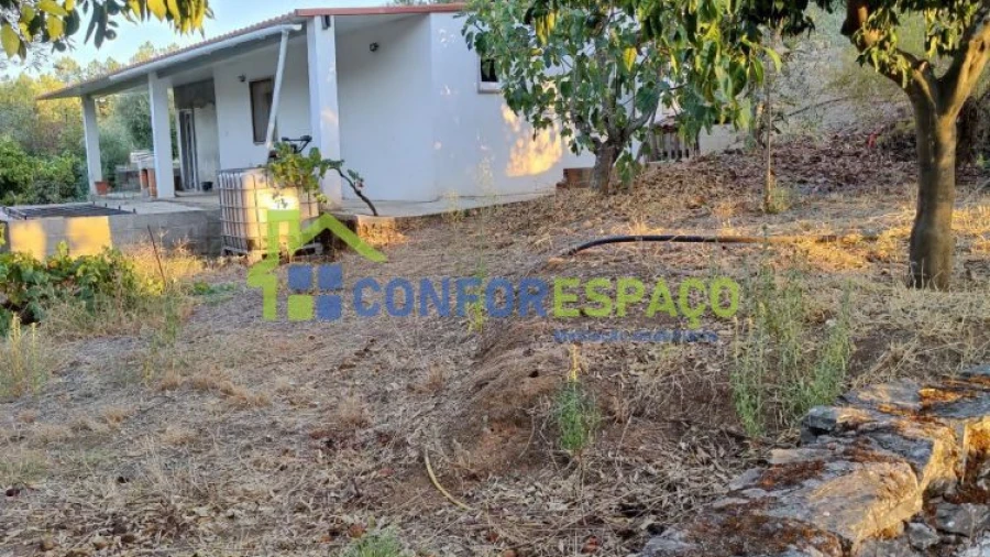Quinta T2 para Venda em Escalos de Baixo e Mata