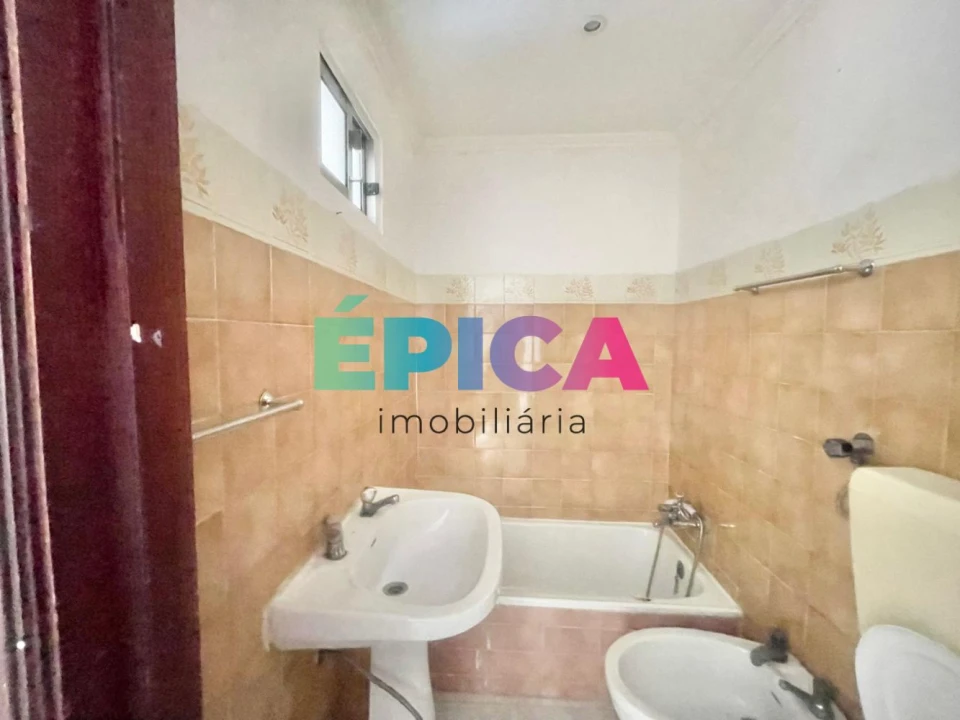 Apartamento T3 para Venda em Santa Maria Maior Foto 13