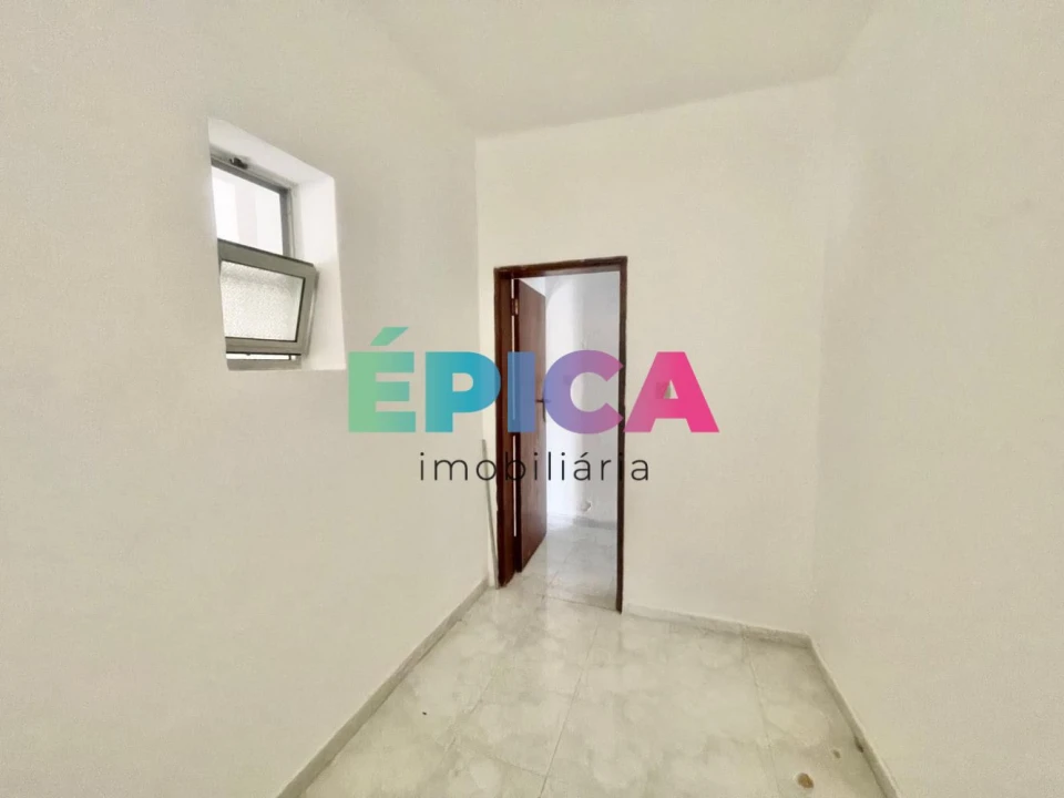 Apartamento T3 para Venda em Santa Maria Maior Foto 19