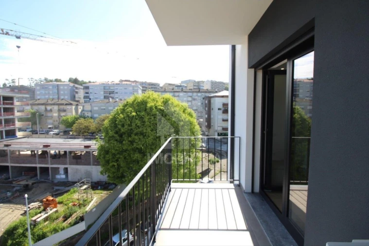 Apartamento T3 para Venda em Real, Dume e Semelhe Foto 35