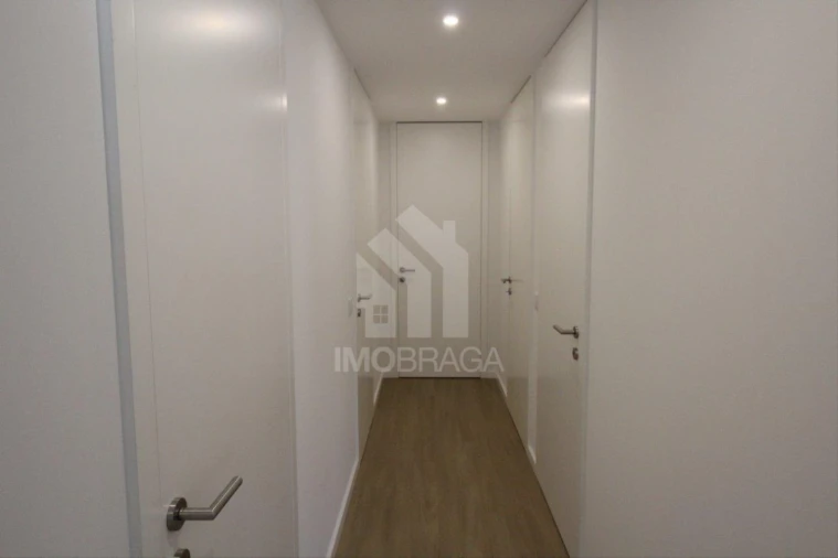 Apartamento T3 para Venda em Real, Dume e Semelhe Foto 36