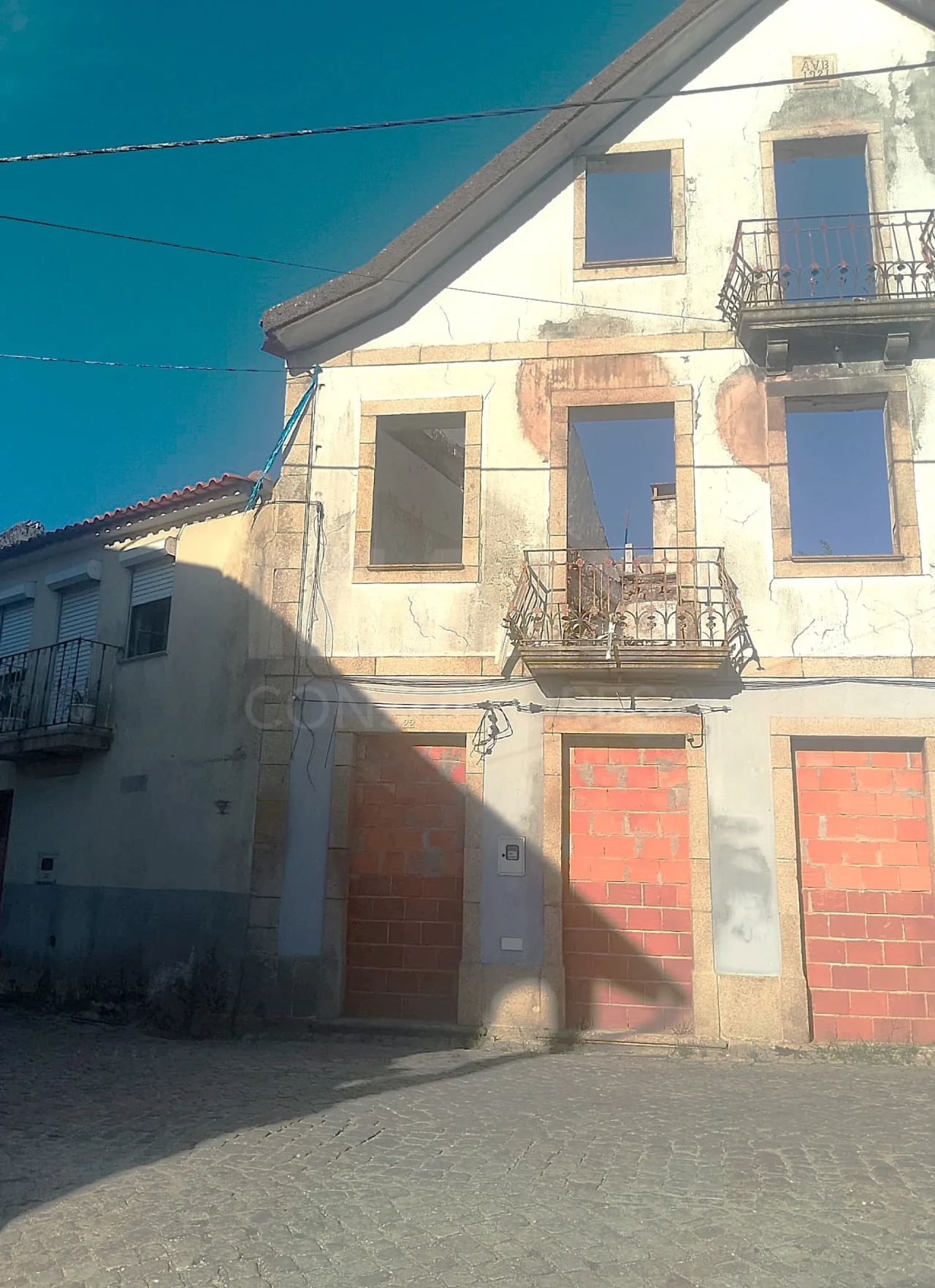 Prédio para Venda em Nogueira do Cravo Foto 3