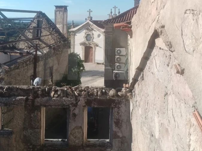 Prédio para Venda em Nogueira do Cravo Foto 6