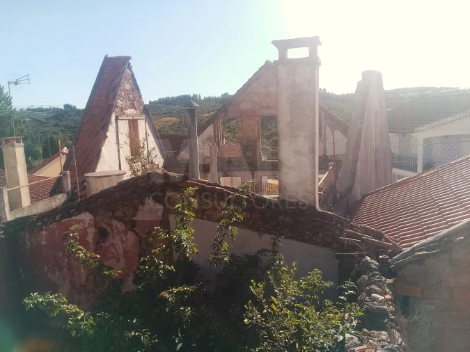 Prédio para Venda em Nogueira do Cravo Foto 8