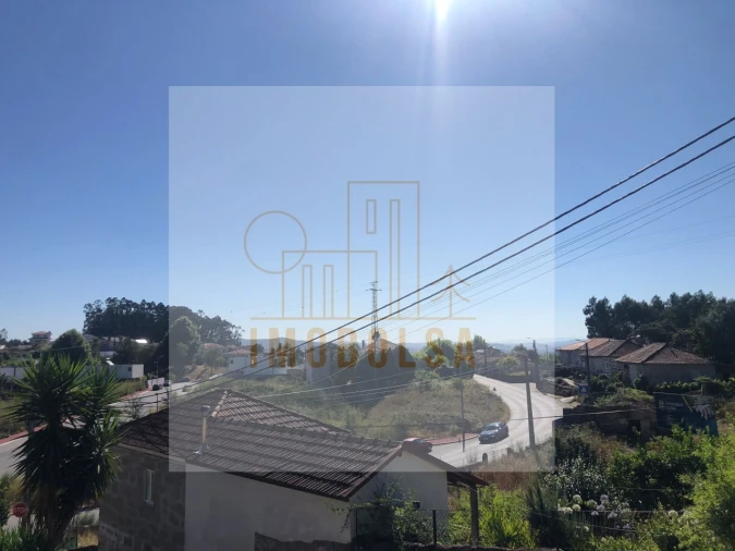 Moradia T3 para Venda em Brufe Foto 17