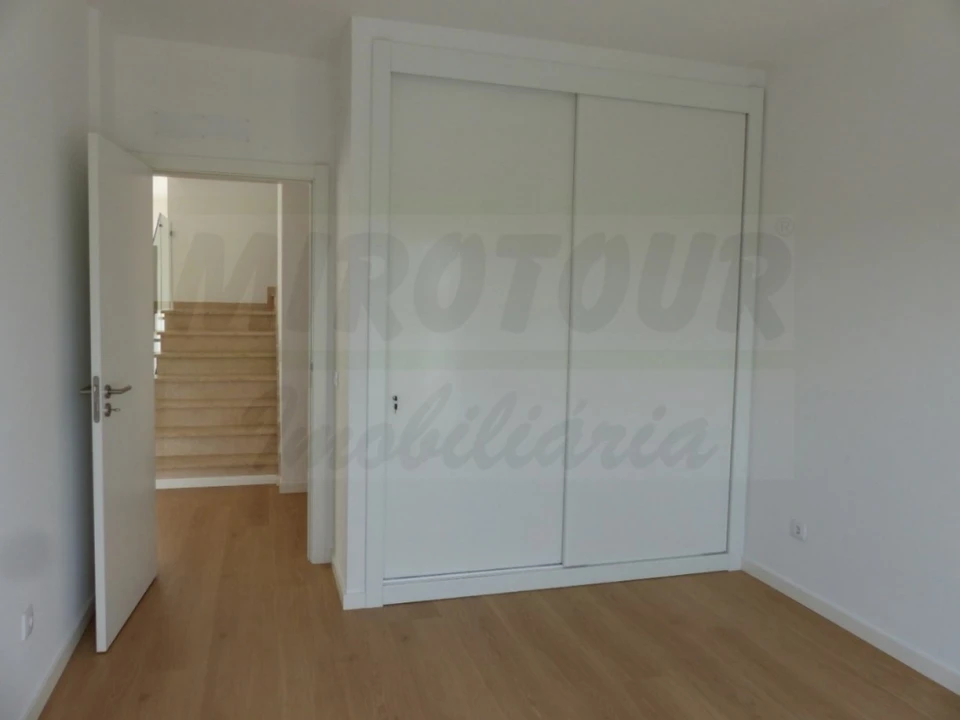 Moradia T3 para Venda em Porto Covo Foto 13