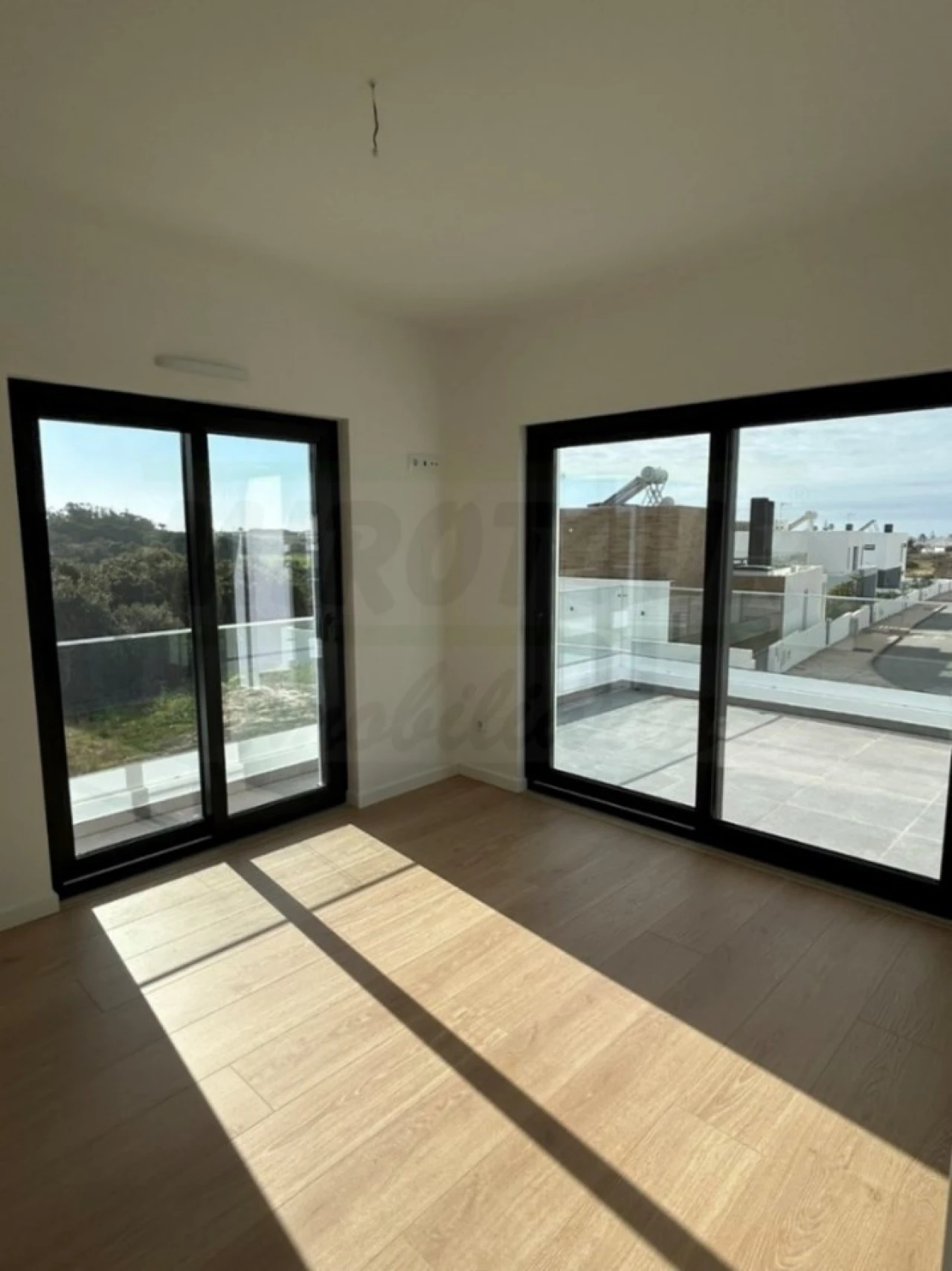 Moradia T3 para Venda em Porto Covo Foto 15