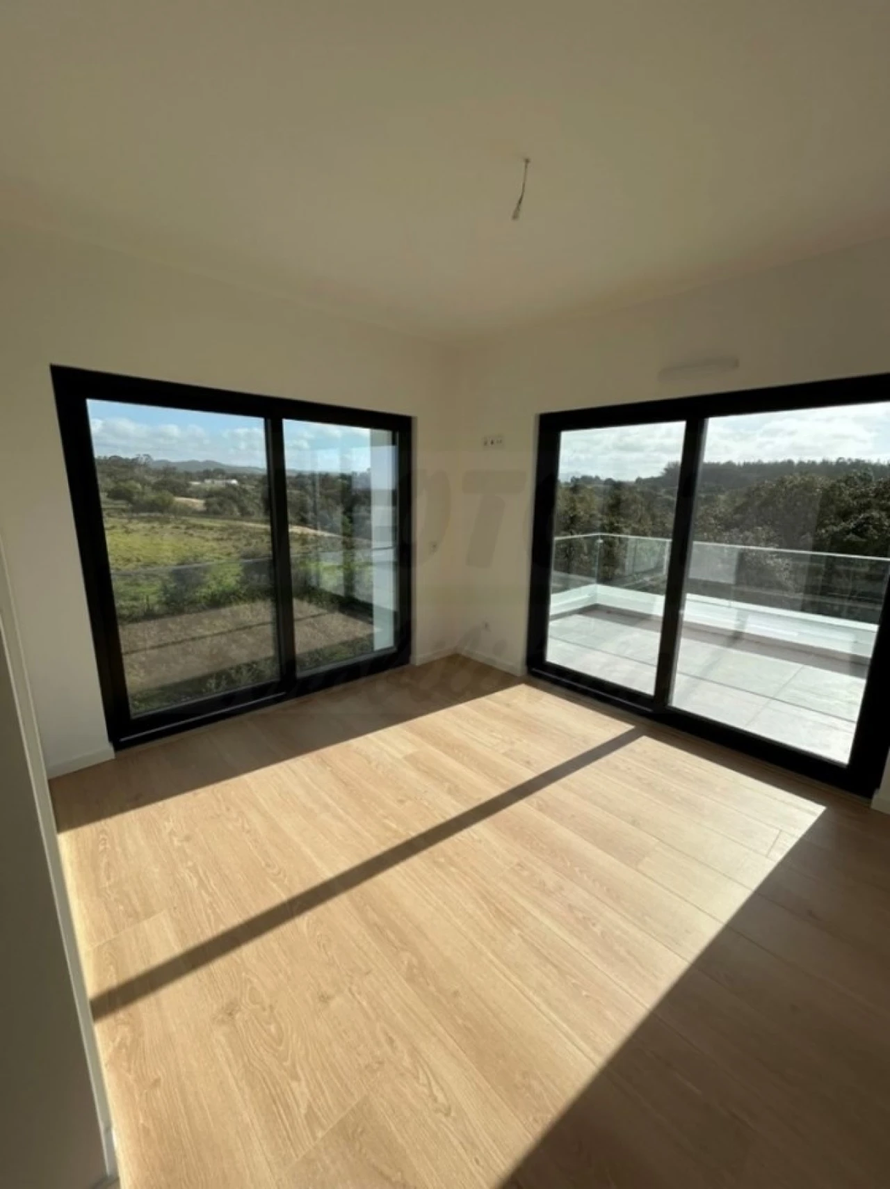 Moradia T3 para Venda em Porto Covo Foto 19