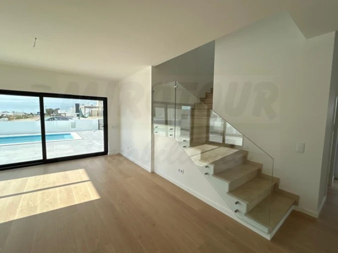 Moradia T3 para Venda em Porto Covo Foto 11