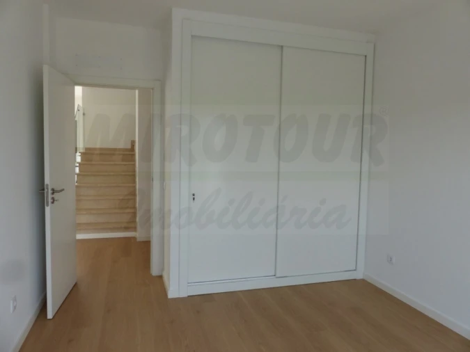 Moradia T3 para Venda em Porto Covo Foto 13