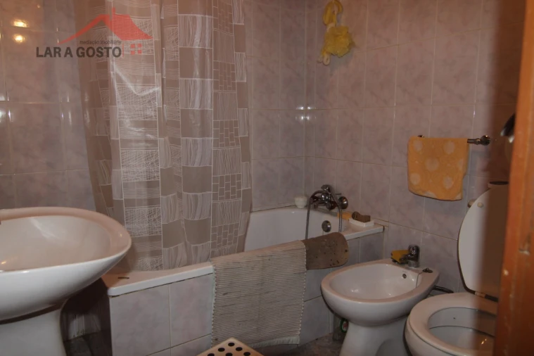 Moradia T3 para Venda em Lagoa Foto 26