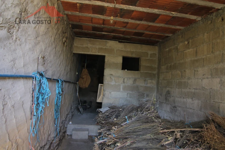 Moradia T3 para Venda em Lagoa Foto 31