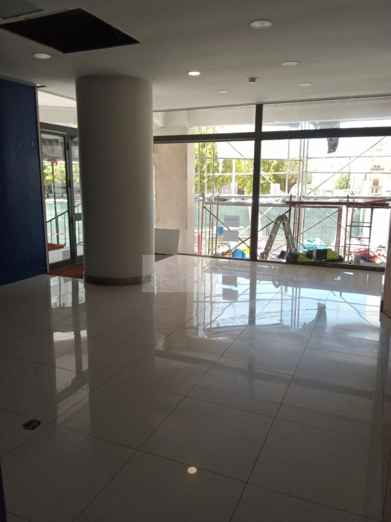 Loja para Arrendamento em Nossa Senhora do Pópulo, Coto e São Gregório Foto 5