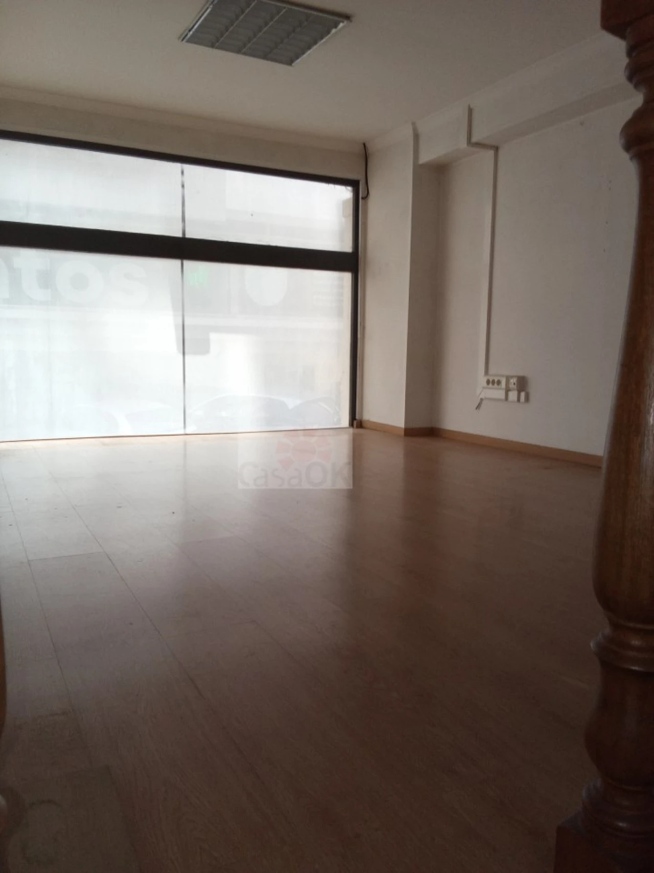 Loja para Arrendamento em Nossa Senhora do Pópulo, Coto e São Gregório Foto 8