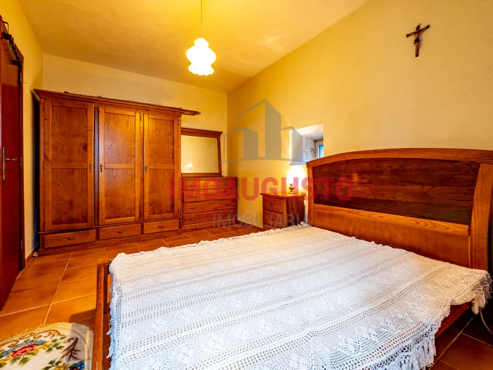 Moradia T2 para Venda em Figueiro da Granja Foto 6