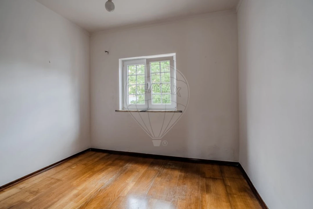 Moradia T5 para Venda em Campelos e Outeiro da Cabeça Foto 15