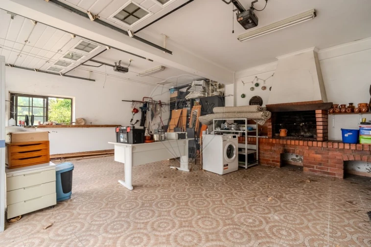 Moradia T5 para Venda em Campelos e Outeiro da Cabeça Foto 33