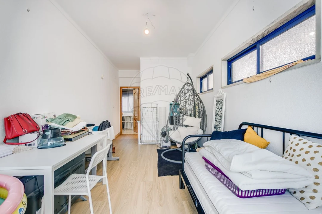 Moradia T3 para Venda em Vialonga Foto 41