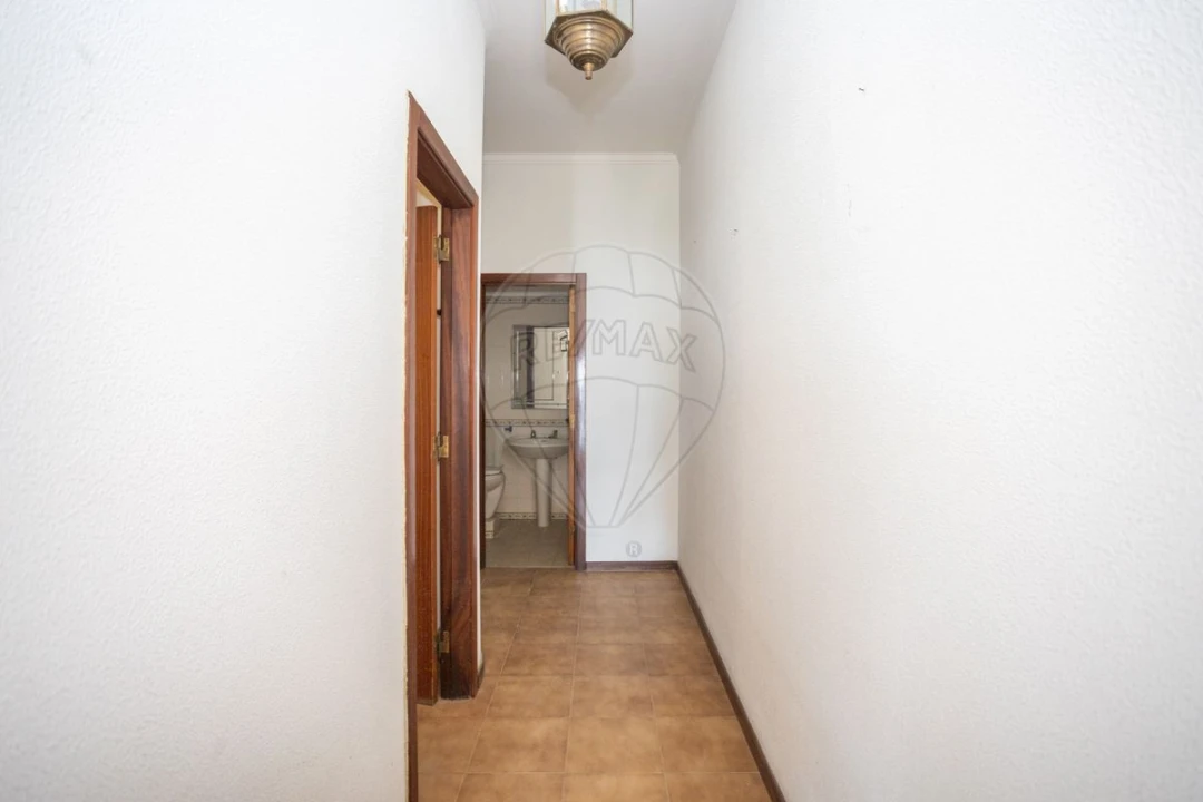 Apartamento T1 para Venda em Sesimbra (Santiago) Foto 7
