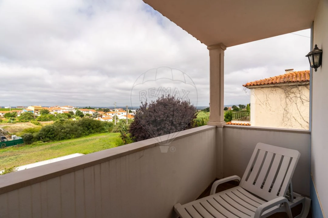 Moradia T4 para Venda em Gaeiras Foto 39