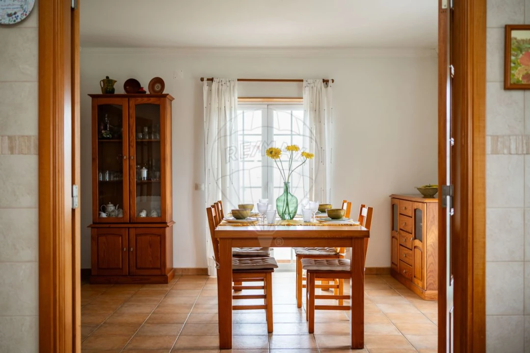 Moradia T4 para Venda em Gaeiras Foto 8