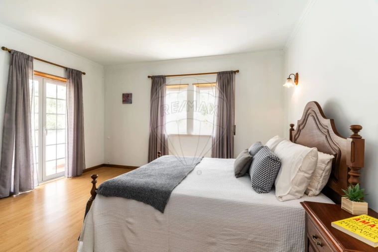 Moradia T4 para Venda em Gaeiras Foto 25