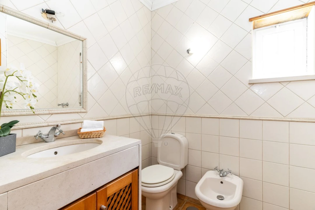 Moradia T4 para Venda em Gaeiras Foto 22