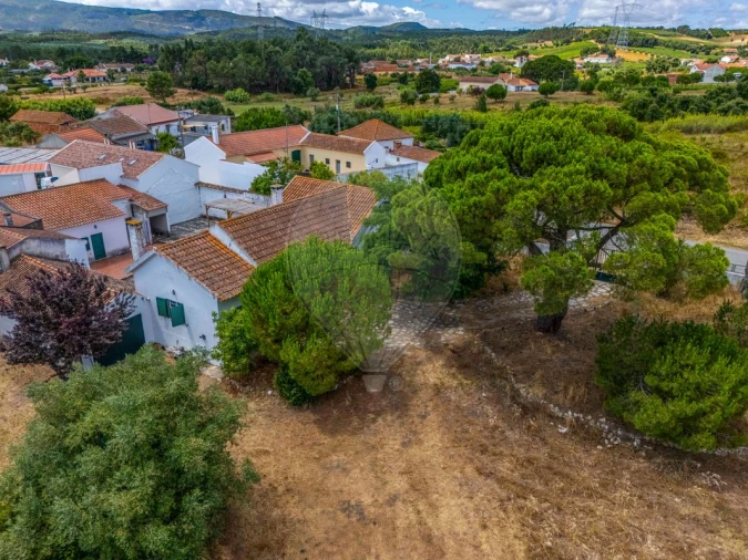 Quinta T3 para Venda em Alcoentre Foto 43